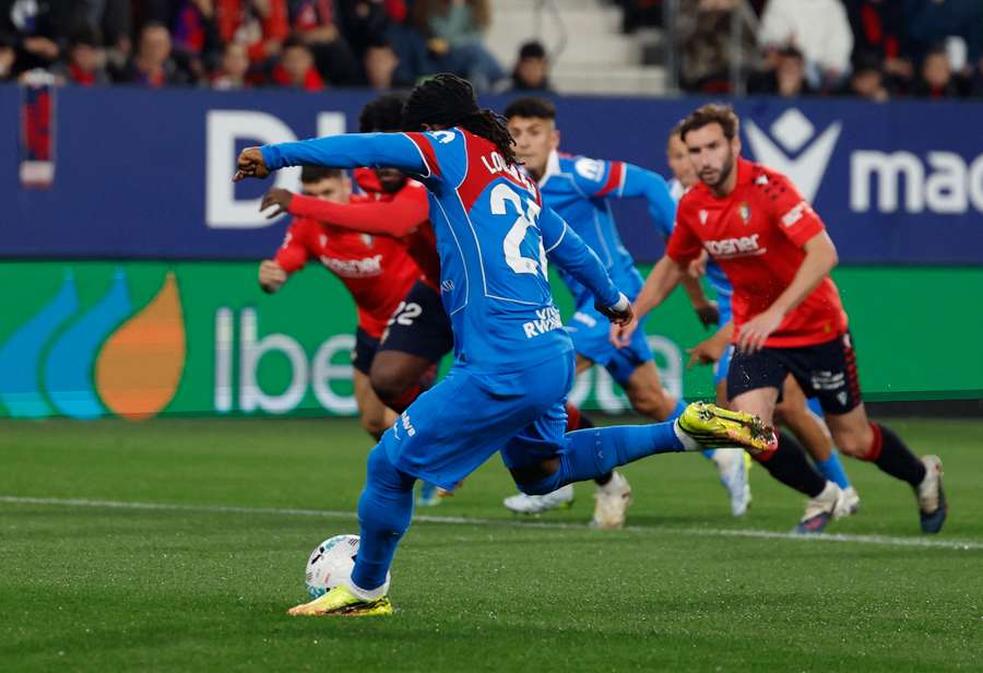 Atletico Madrid's Ademola Lookman scores their first goal from the penalty spot Atletico Madrid's Ademola Lookman scores their first goal from the penalty spot