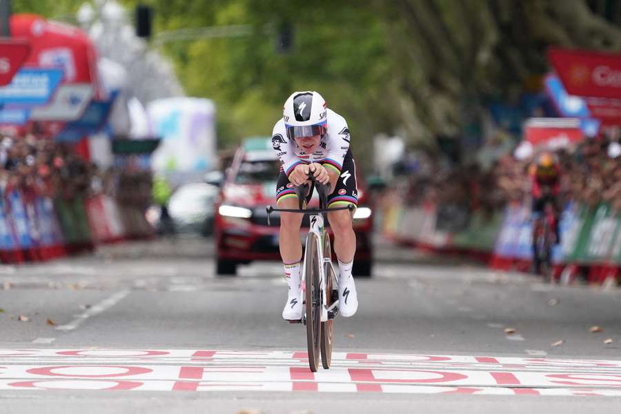 Remco Evenepoel hentede fredag nok en sejr på enkeltstart.