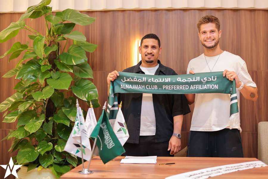 Diogo Queirós vai jogar no segundo escalão da Arábia Saudita Diogo Queirós vai jogar no segundo escalão da Arábia Saudita