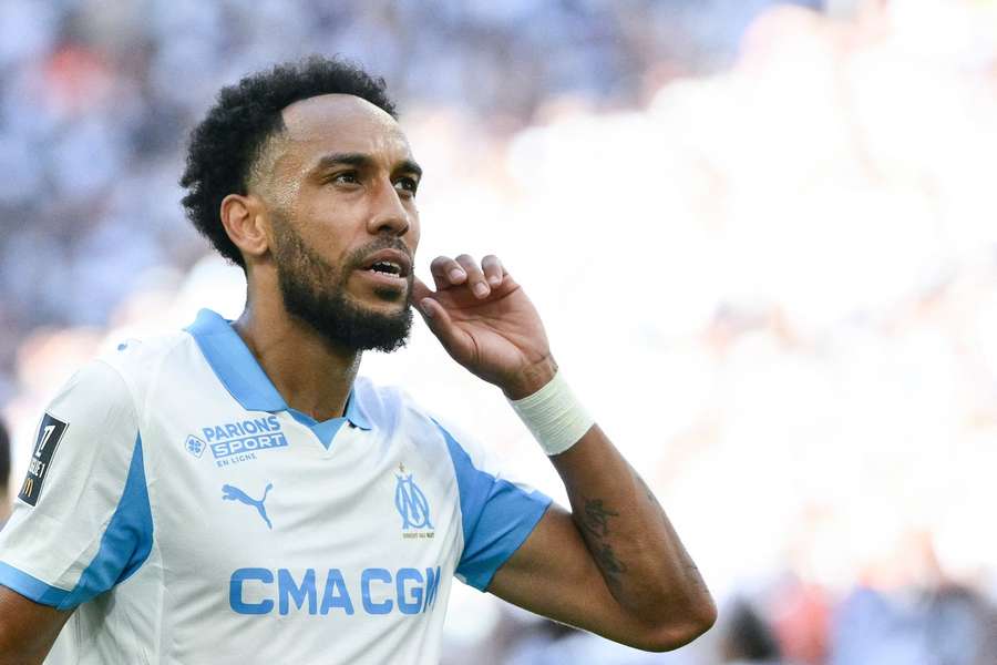Aubameyang celebrates his goal for Marseille