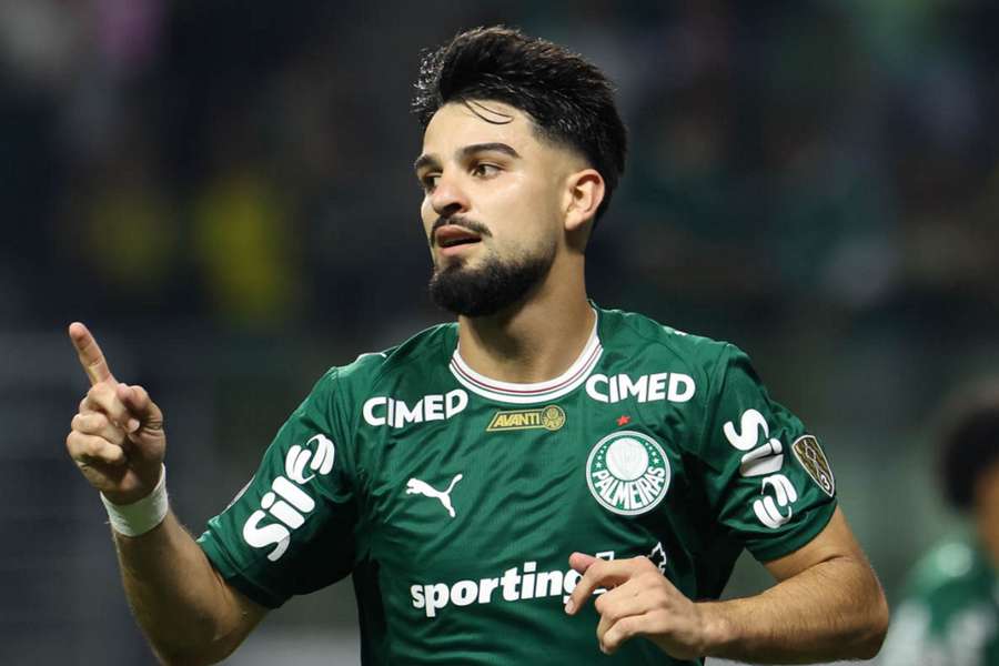 Flaco López garantiu a vitória do Palmeiras sobre o Sporting Cristal