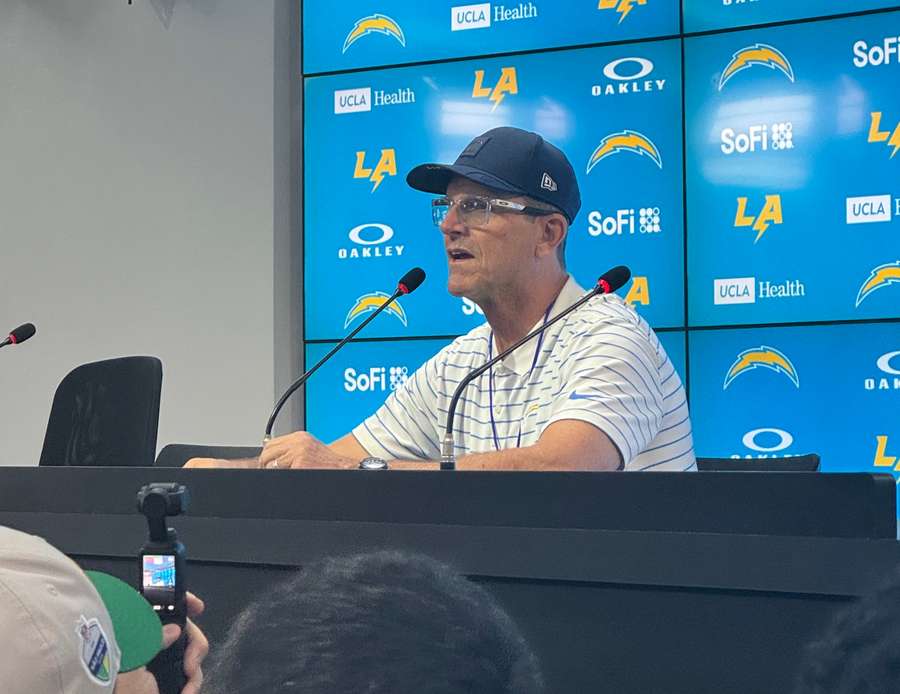 Jim Harbaugh elogiou a hospitalidade do povo brasileiro