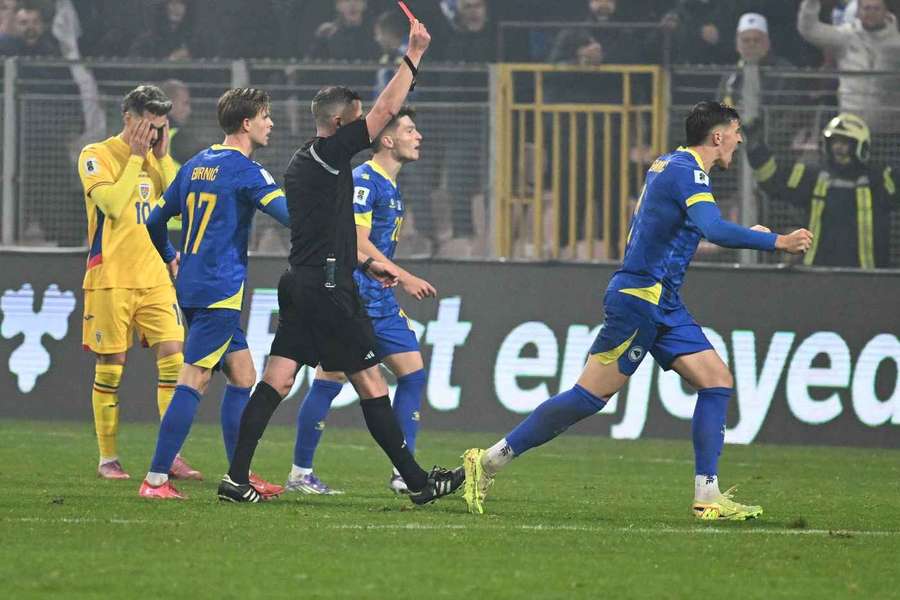 Denis Drăguș, suspendat