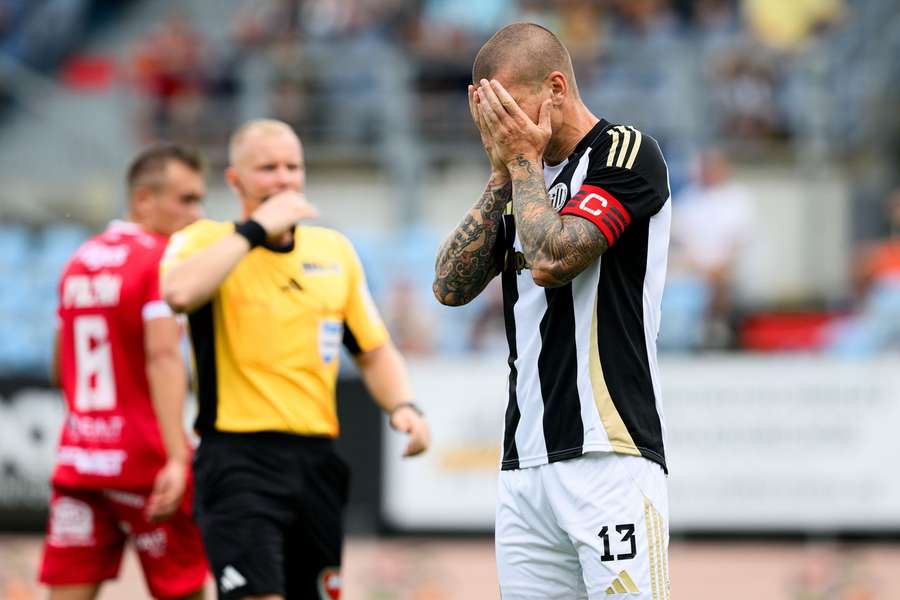 Zdeněk Ondrášek byl přeřazen Dynamem do rezervního týmu.