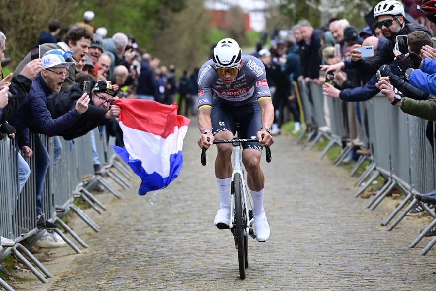 Mathieu van der Poel impérial