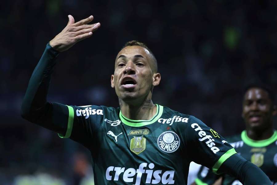 Breno Lopes rebateu críticas de torcedores após gol sobre o Goiás