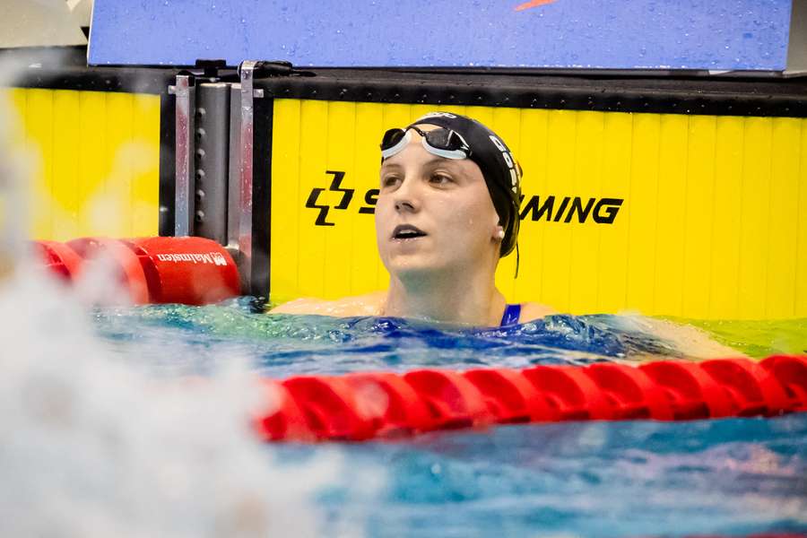 Angelina Köhler blickt mit gemischten Gefühlen auf die anstehende Schwimm-WM in Singapur.