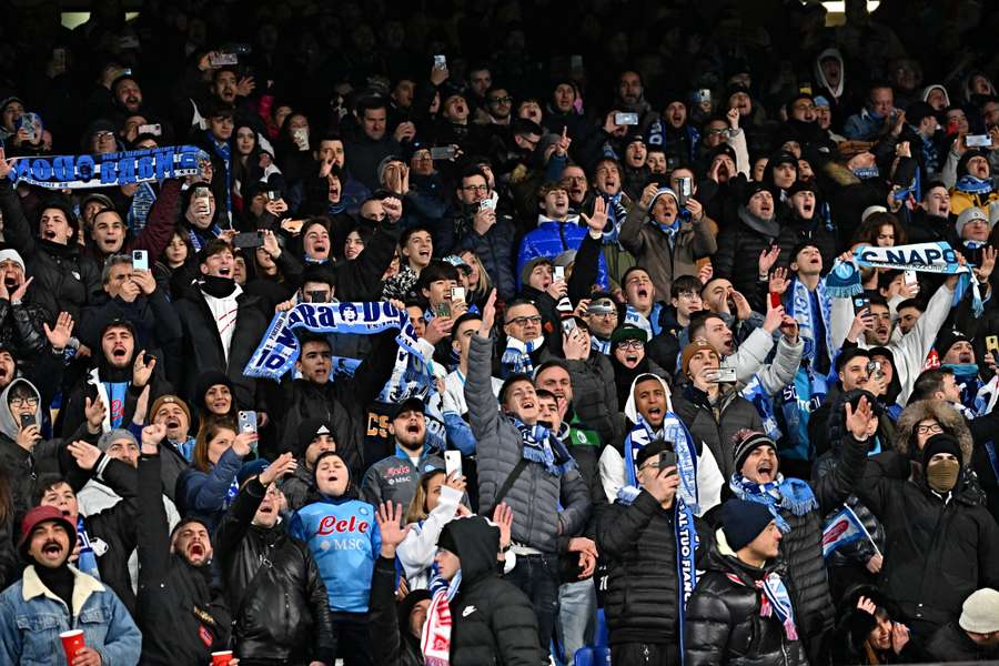 Les supporters de Naples rêvent d'un nouveau trophée.