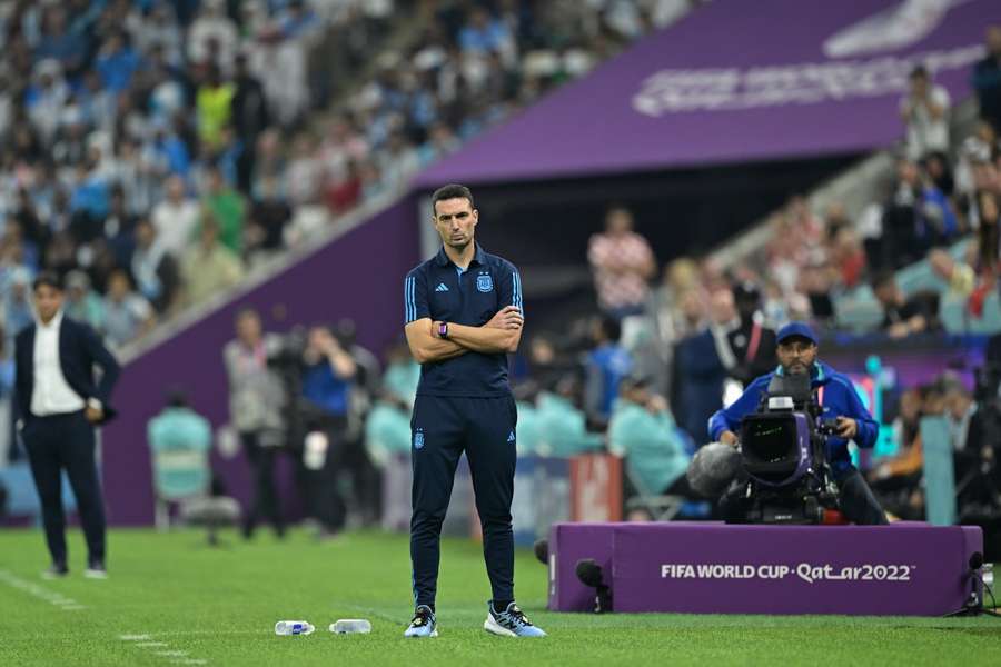 Lionel Scaloni pode conquistar no domingo o terceiro título mundial para a Argentina
