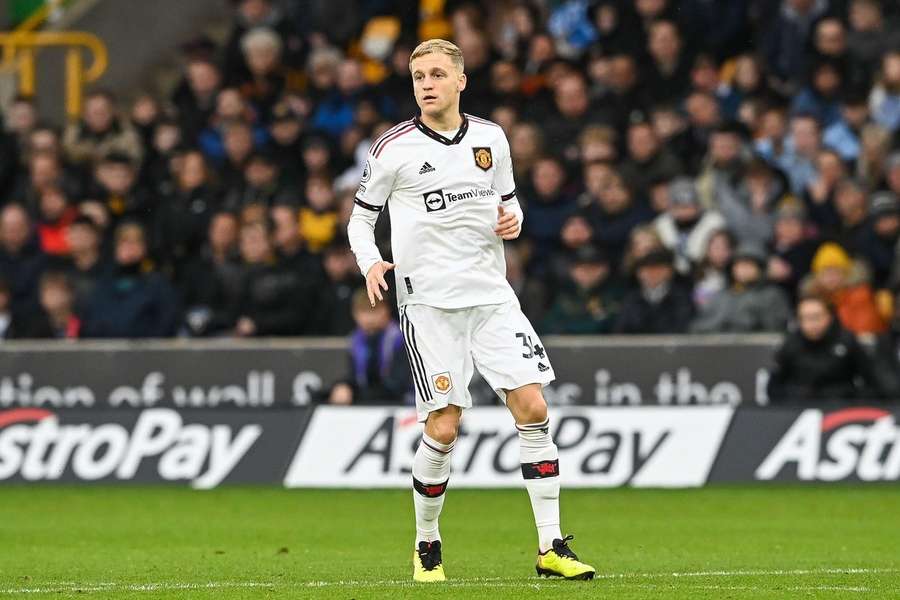 Donny van de Beek start dinsdagavond in de basis