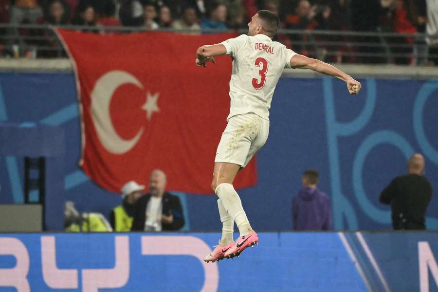 Demiral at the double as Turkey beat Austria to reach Euro 2024 quarters