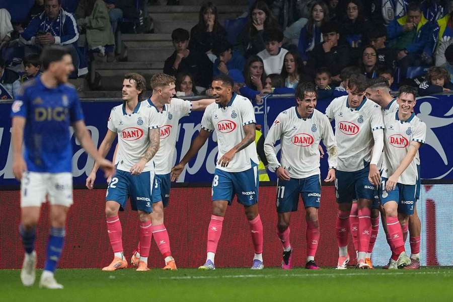 Espanyol pokonał Real Oviedo 2-0.