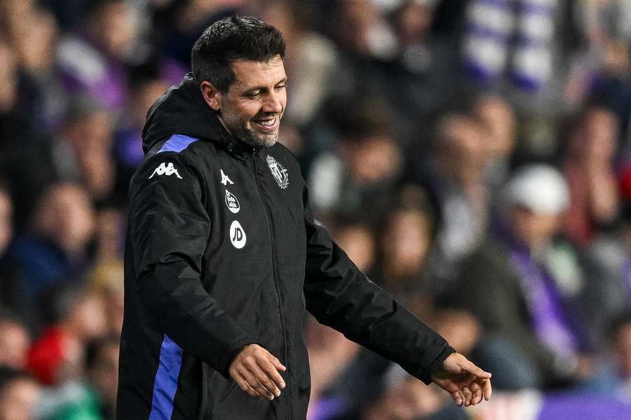 Pezzolano deixou o cargo de treinador do Valladolid