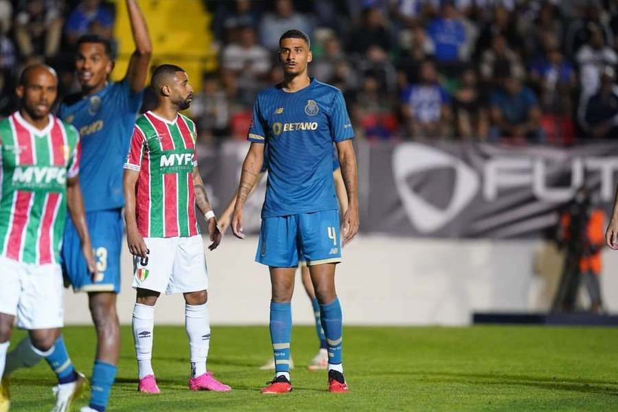 David Carmo voltou a ser titular diante do Estrela da Amadora