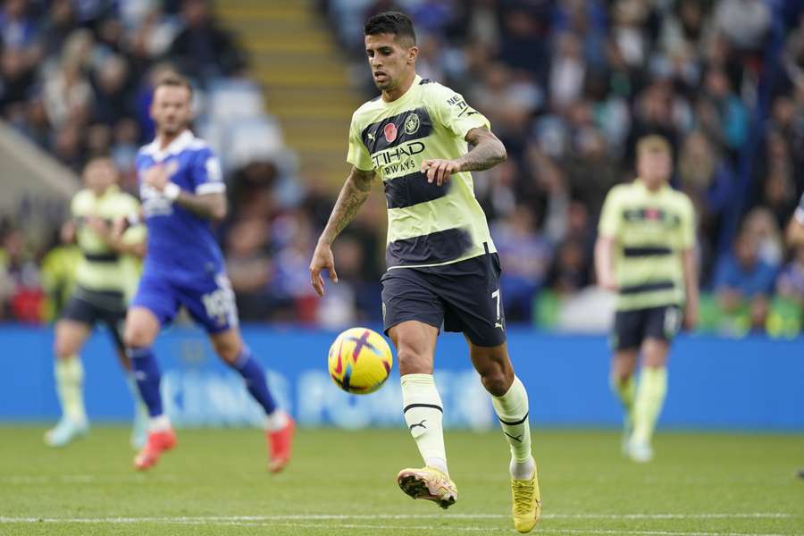 João Cancelo in actie voor Manchester City