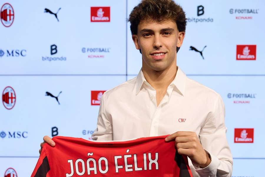 João Félix assinou pelo AC Milan
