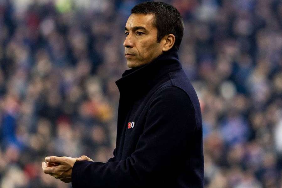 Giovanni van Bronckhorst, în pericol la Rangers? Antrenorul ar putea fi înlocuit