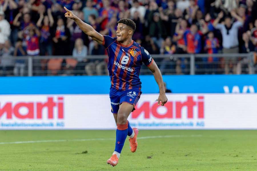 Kevin Carlos, nuevo jugador del Niza