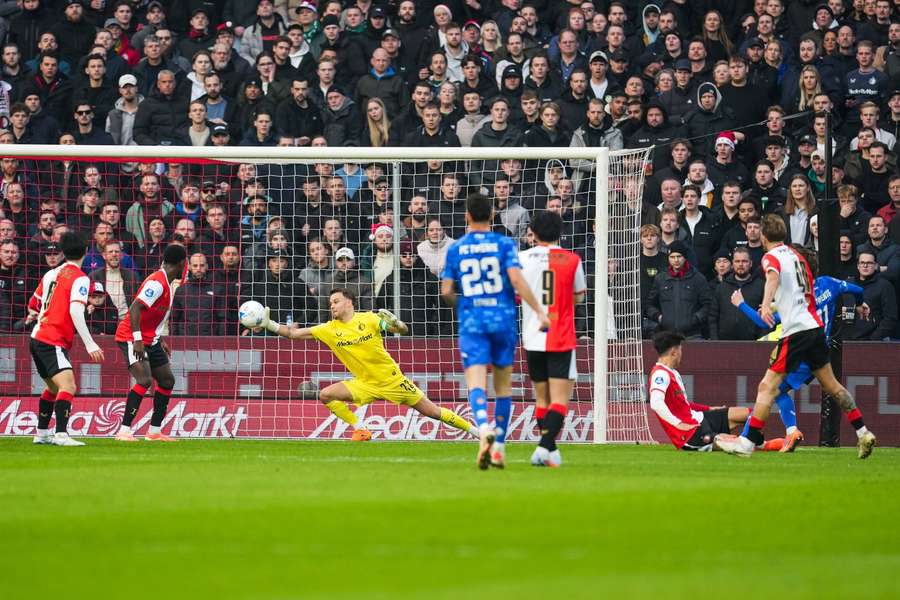 Timon Wellenreuther makes another save against FC Twente