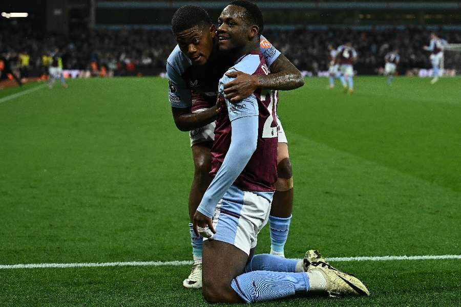 Durán, o herói do Aston Villa no empate com o Liverpool