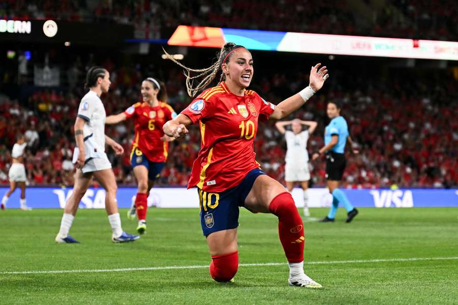 Del Castillo celebrates scoring for Spain
