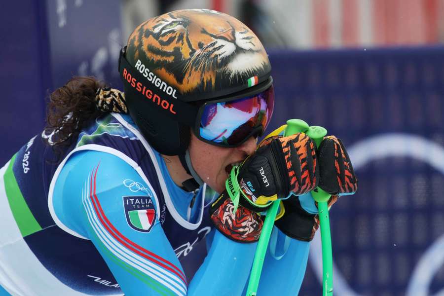 Brignone hat nach wie vor mit großen Schmerzen im linken Bein zu kämpfen Brignone hat nach wie vor mit großen Schmerzen im linken Bein zu kämpfen