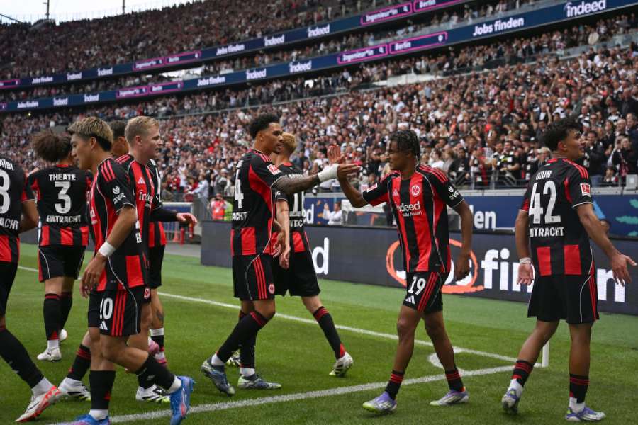 Jean-Matteo Bahoya (2R) celebrates scoring his team's second goal
