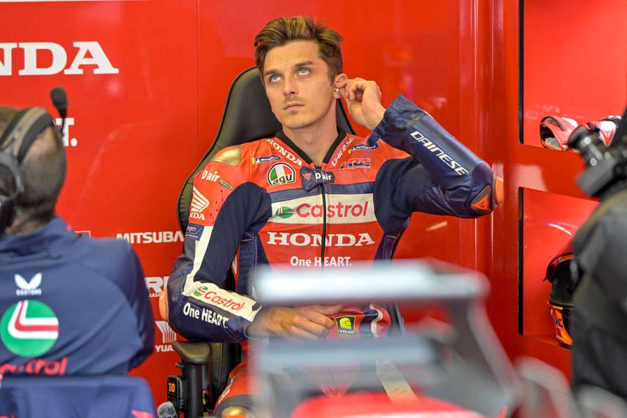 Luca Marini em pressão