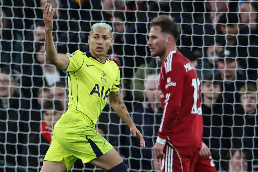 Richarlison arrancou um ponto importante para o Tottenham Richarlison arrancou um ponto importante para o Tottenham