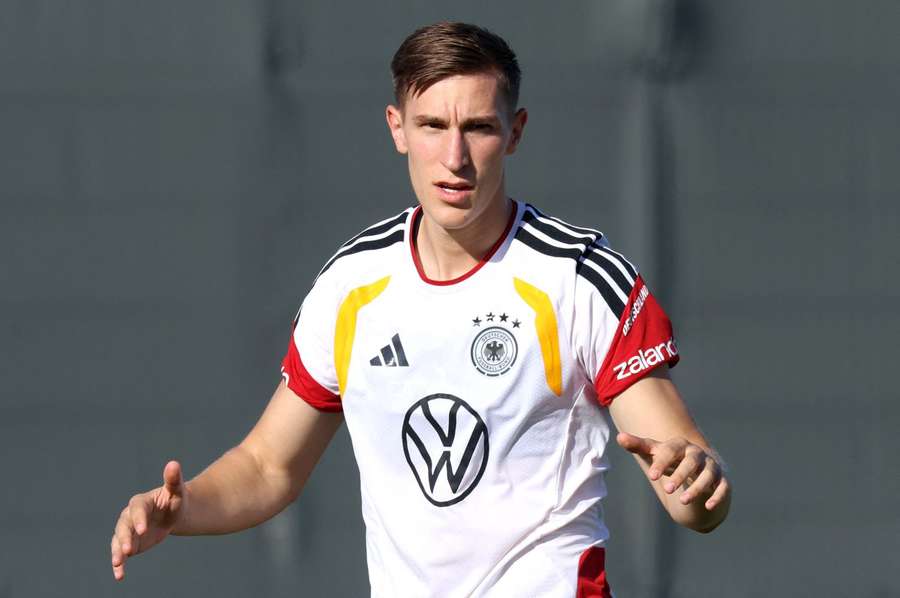Schlotterbeck was firmly pencilled in for the defence Schlotterbeck was firmly pencilled in for the defence