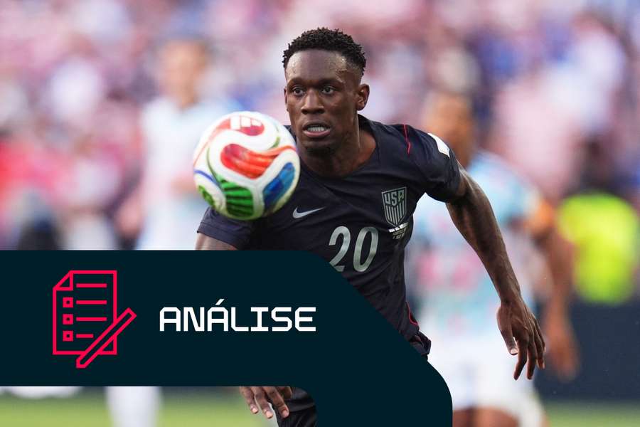 O avançado dos Estados Unidos, Folarin Balogun, durante o jogo frente à Bélgica
