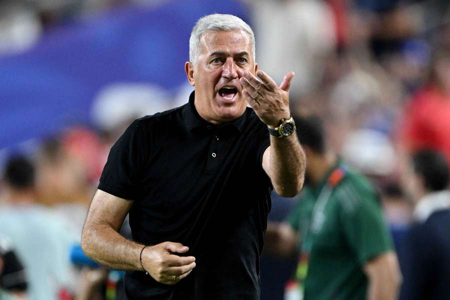 Vladimir Petkovic, selecionador da Argélia