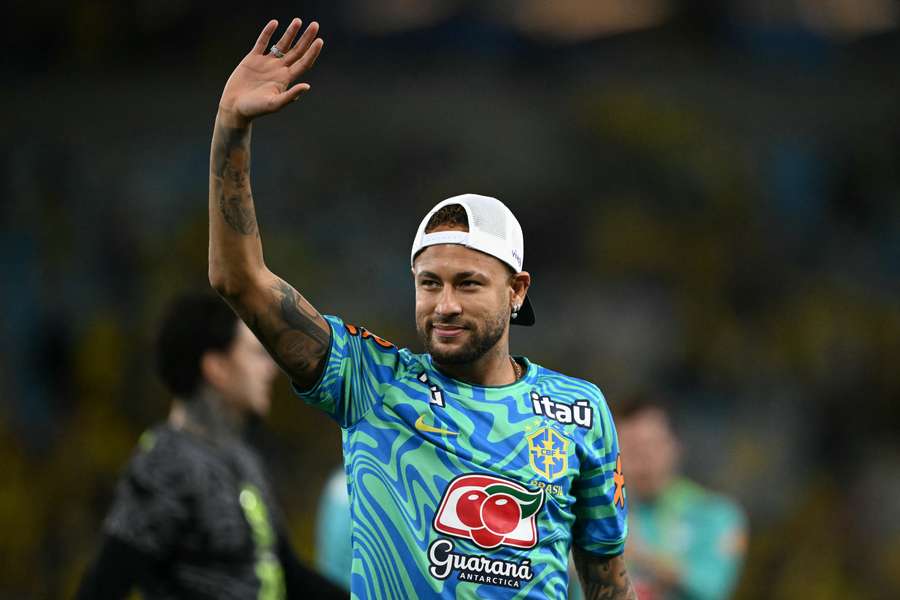 Neymar teria sido convocado para a Copa do Mundo após aceitar condições de Ancelotti Neymar teria sido convocado para a Copa do Mundo após aceitar condições de Ancelotti