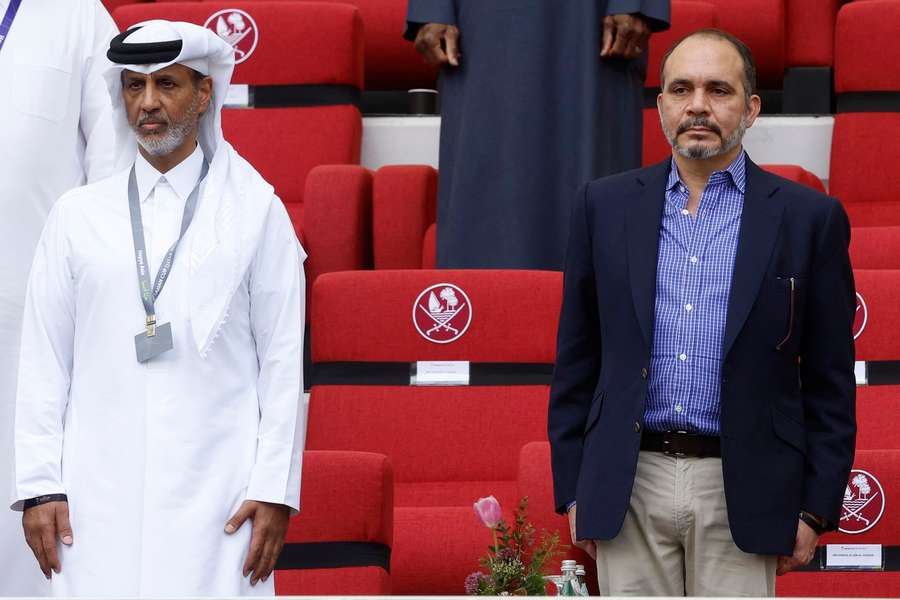 Jordaniens Verbandschef Prinz Ali bin al-Hussein (r.) kritisierte Infantino und den AFC scharf