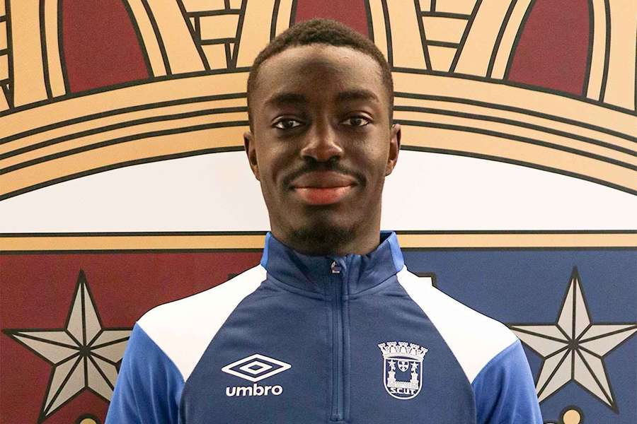 Mohamed Ali Diadié renovou até 2029