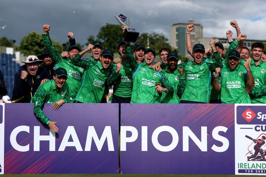 Ireland players celebrate Ireland players celebrate