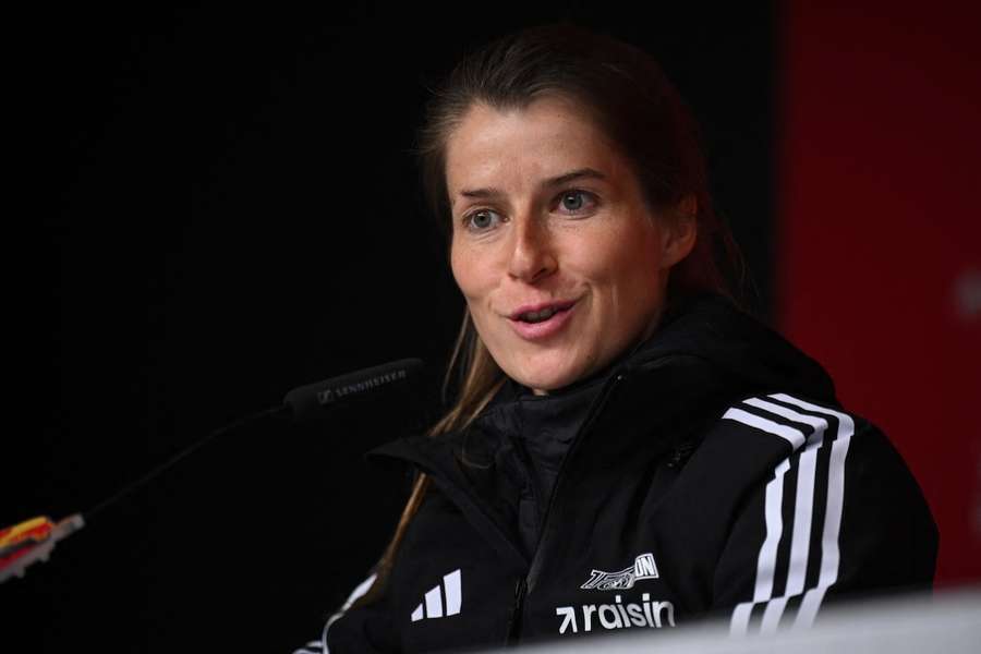 Marie-Louise Eta auf der Pressekonferenz nach der Union-Niederlage in Leipzig