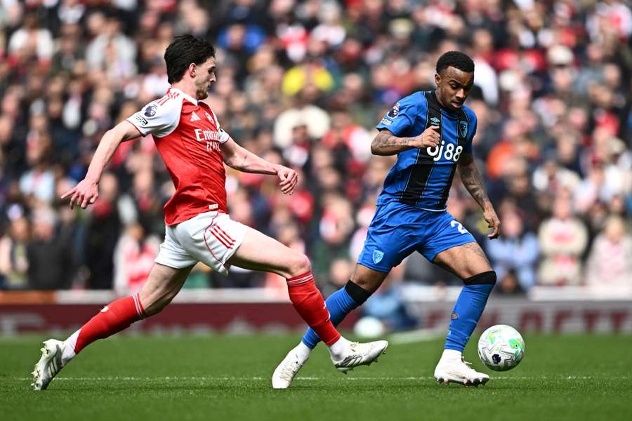 Man Utd eyeing double raid on Bournemouth Man Utd eyeing double raid on Bournemouth