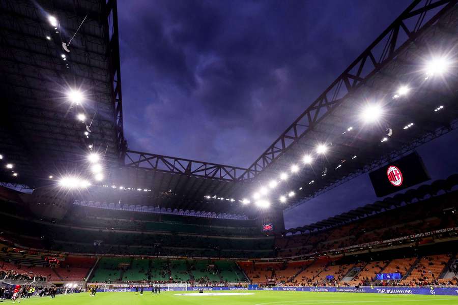 The San Siro will not host the 2027 Champions League final