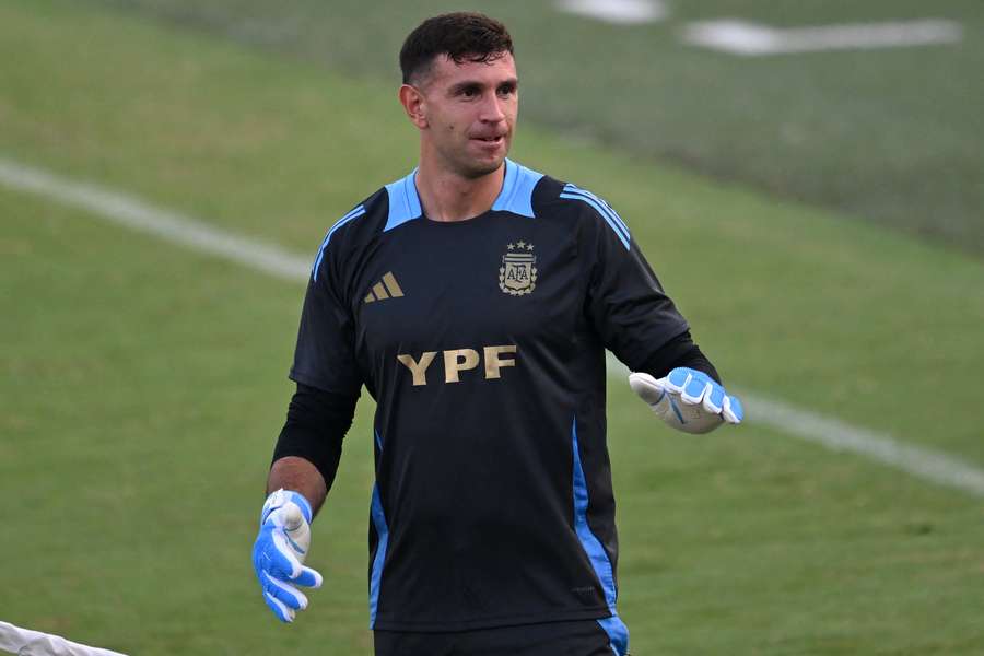 Goleiro Martínez durante treino da Argentina