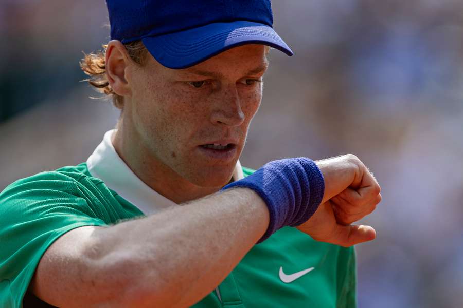 Sinner mocno przeżył porażkę na French Open. 