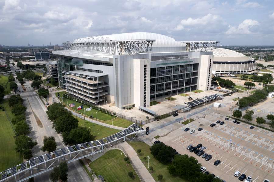 Visão aérea de parte do estacionamento do NRG Stadium, em Houston Visão aérea de parte do estacionamento do NRG Stadium, em Houston