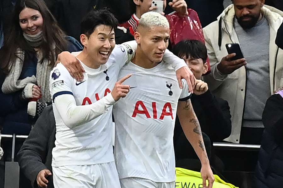 Tottenham fortsætter revolution under ny træner og rykker forbi City i Top-4 