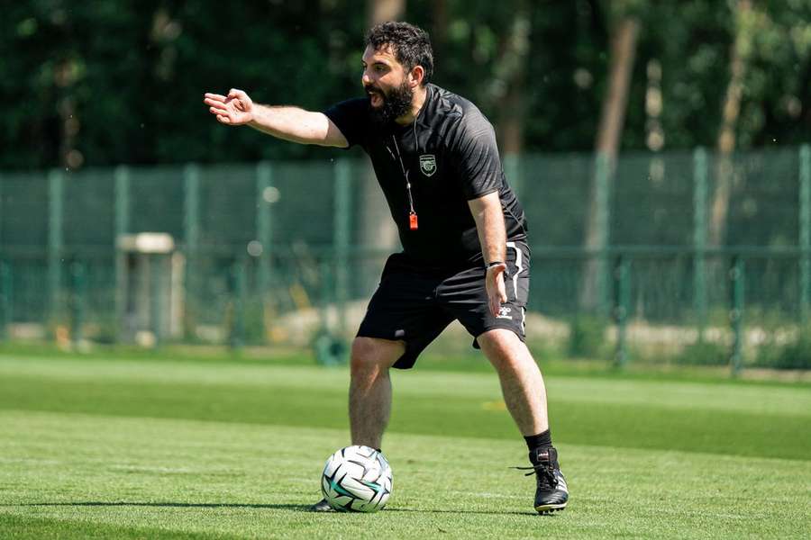 Gonçalo Feio não começou a época no Dunquerque