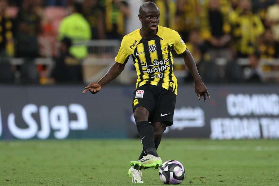 N'Golo Kanté quer rumar à Turquia