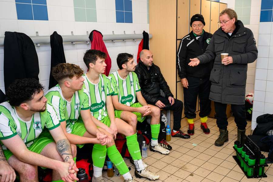 Britský tým Tunley Athletic v minulé sezoně prohrál všechny zápasy.