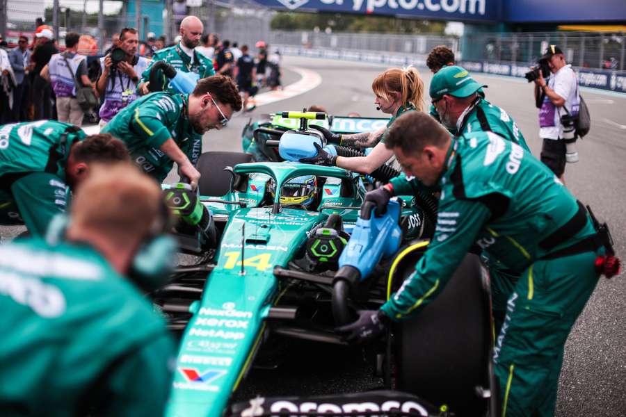 Fernando Alonso, piloto da Aston Martin