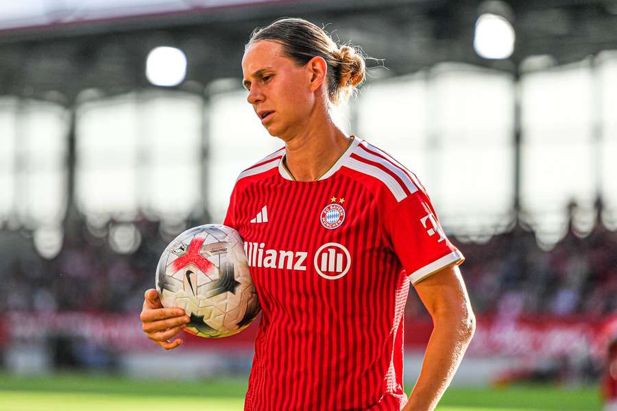 Klara Bühl im Bayern-Trikot Klara Bühl im Bayern-Trikot
