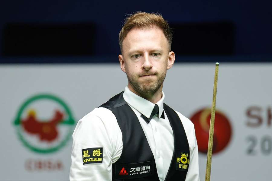 Judd Trump is de eerste finalist in Bolton na zijn zege op Barry Hawkins