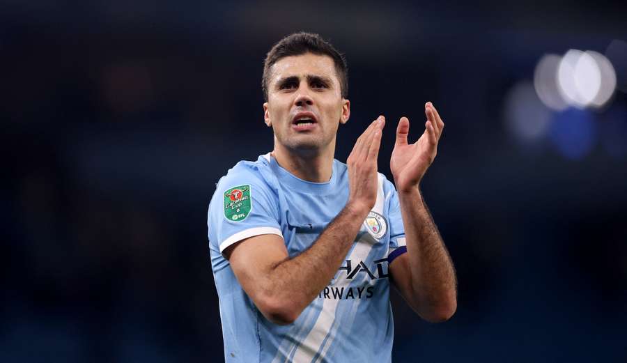 Rodri del Manchester City durante la semifinale di Carabao Cup